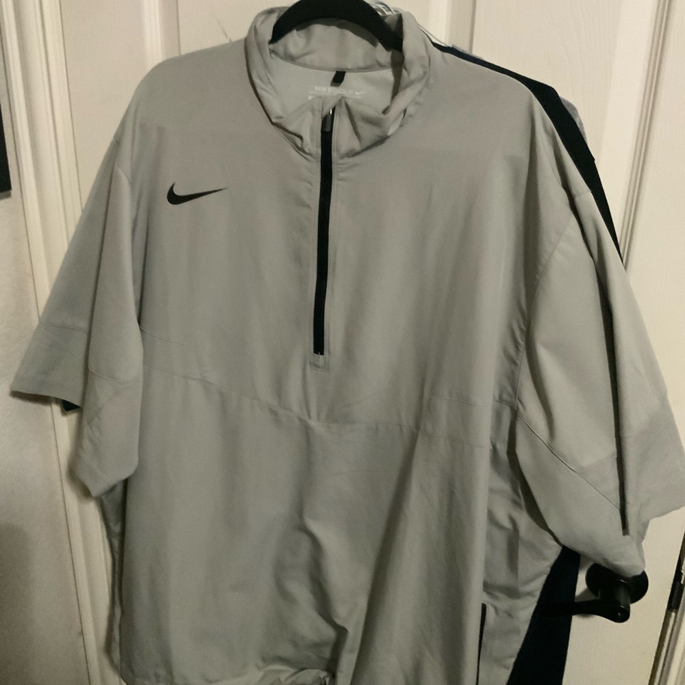 Nike Men's Gray Jacket